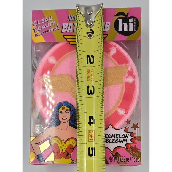 Wonder Woman 5.82 oz Watermelon Bubblegum Scented Bath Bomb - Picture 7 of 8